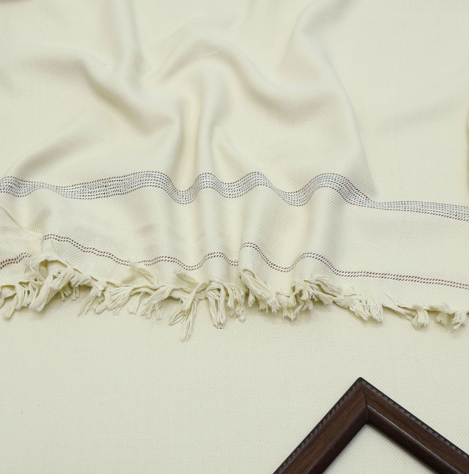 Studio6 SPECIAL Boski Men's Winter Wool shawl- cream