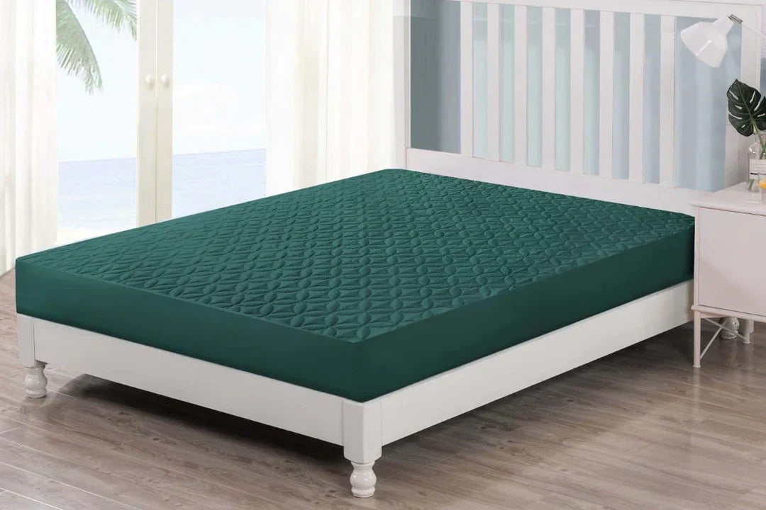 Quilted 100% Waterproof Mattress Cover For Double bed Fitted Mattress Protector Anti Sleep Bed Sheet  - Green